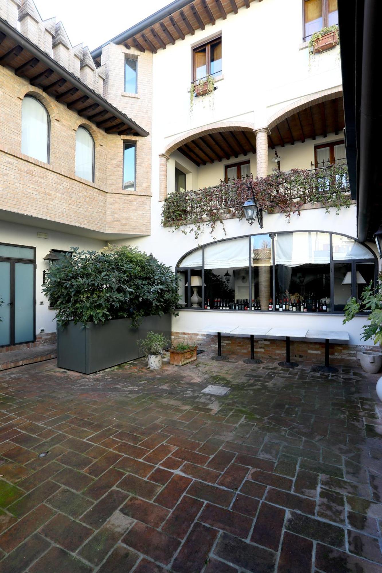 Locanda Stella D'Oro Soragna Eksteriør bilde